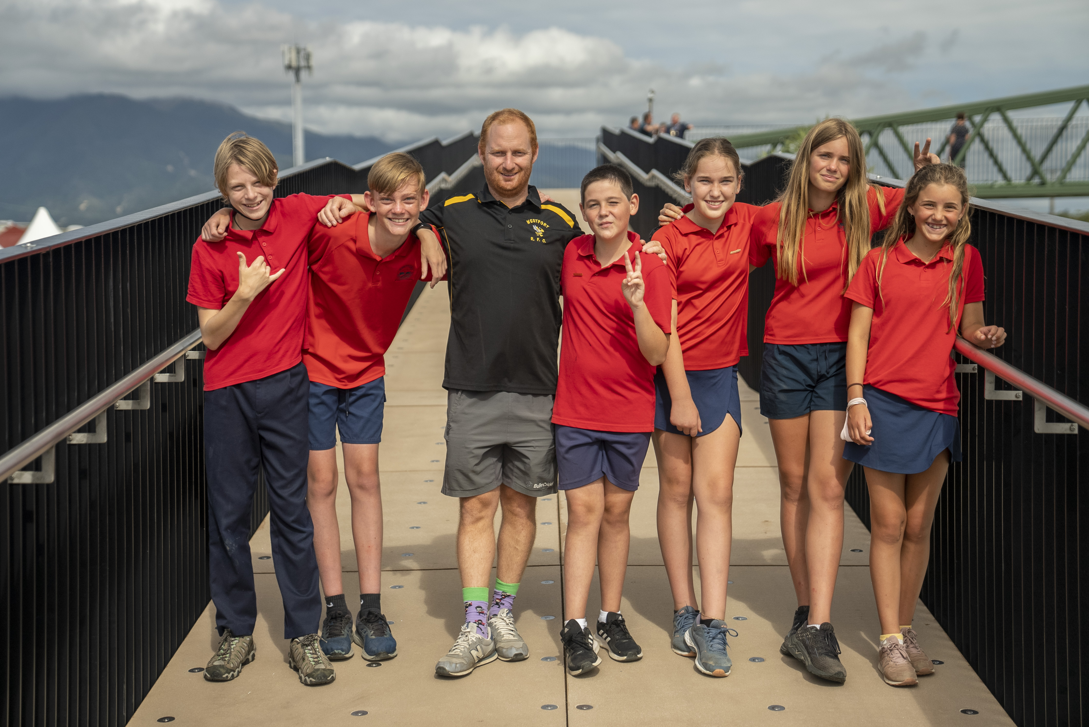 Students at the Toki Poutangata Bridge Opening